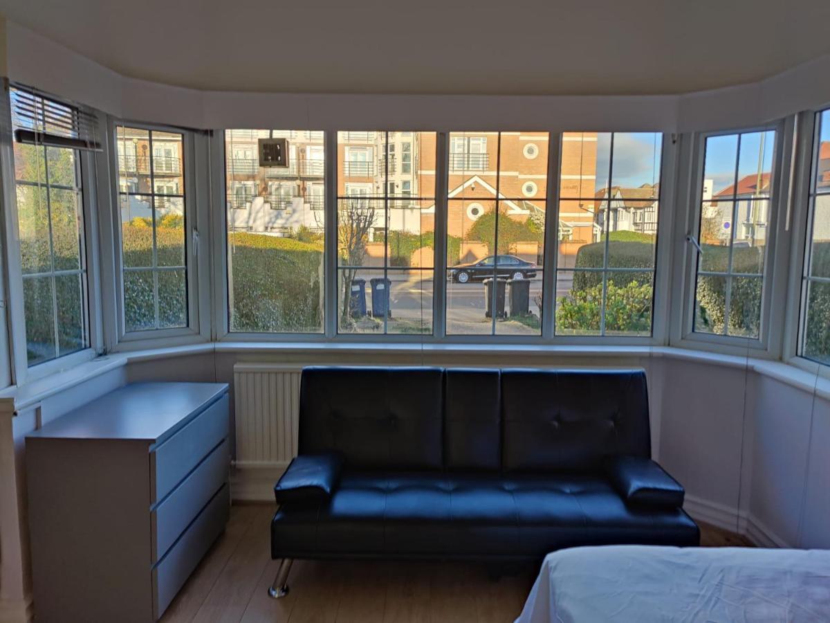 Apartament Studio On Golders Green Road Londyn Zewnętrze zdjęcie